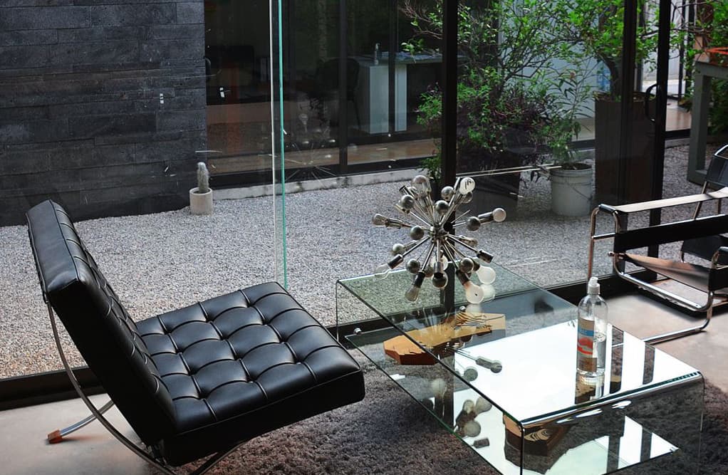 Lobby — chaise Barcelona